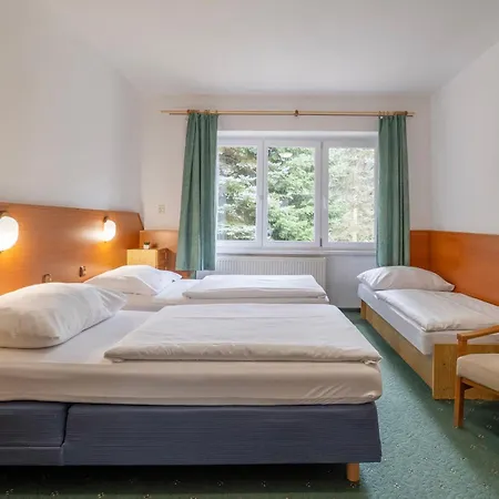 Hotel Sport Gejzirpark 2*