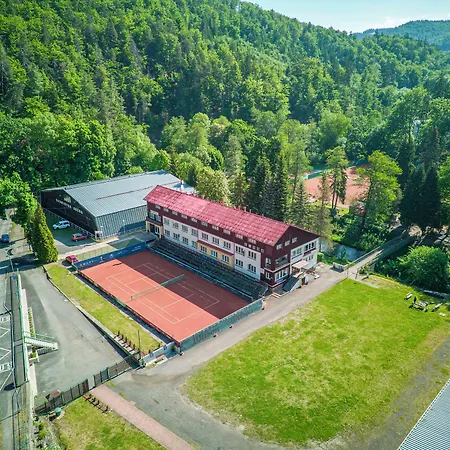 Otel Sport Gejzirpark 2*